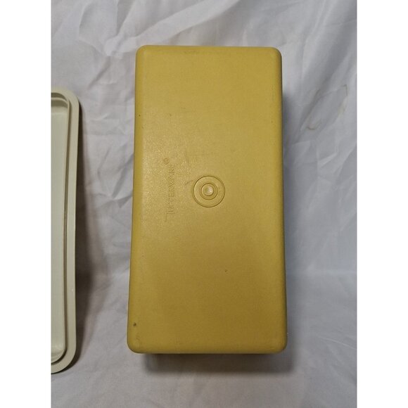 VTG Tupperware Rectangle Bread Box 171  with Lid Base 172 Harvest Gold Retro - Picture 6 of 9